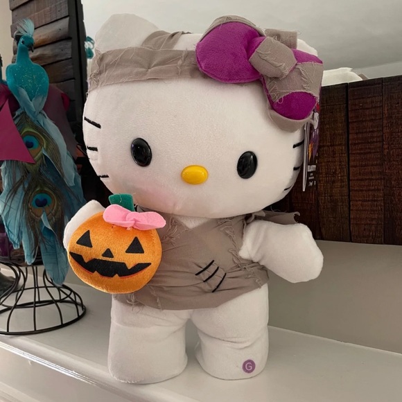Halloween Dancing Mummy Hello Kitty Plush - Picture 2 of 4